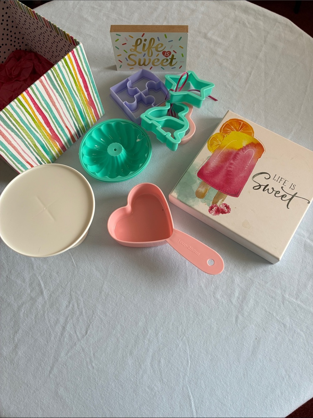 Trueliving Cookie Cutter, Silcone Cupcake Mold, Cupcake Stand, & Measuring Cup